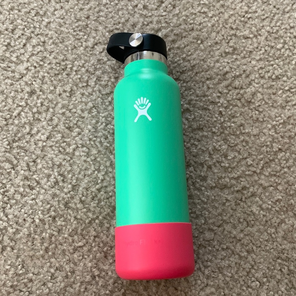 Hydro flask  21 oz